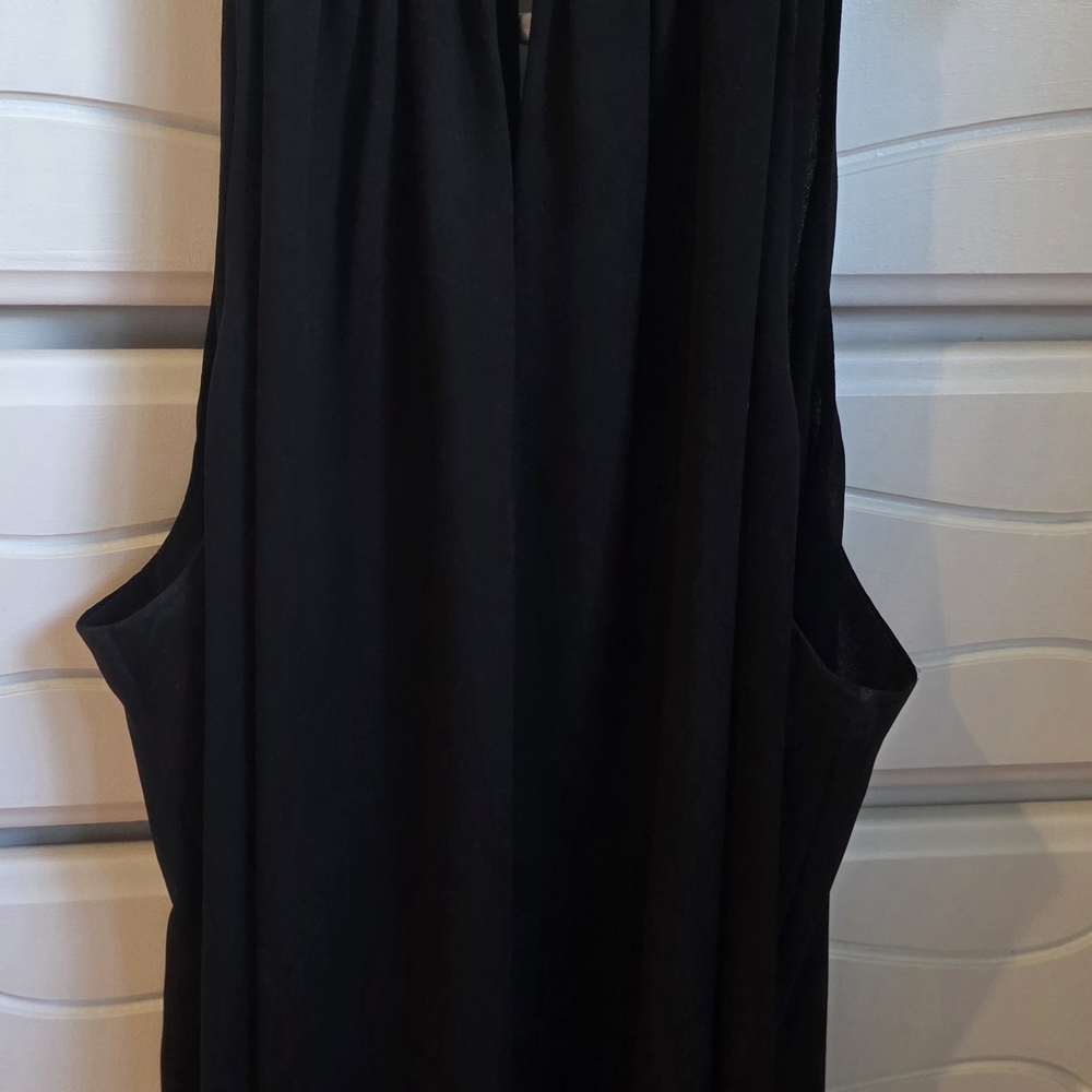 Michael Kors Elegant Black Sleeveless Halter Top with Gold Chain Detail Necklin - Picture 3 of 5